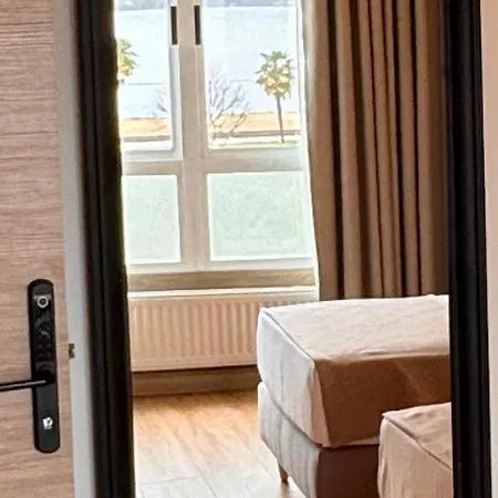 Miramar Guest house